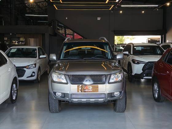 MITSUBISHI PAJERO TR4 2.0 4X4 16V 140CV FLEX 4P AUTOMÁTICO